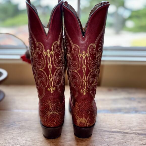 Ferrini Red & Gold Leather Cowboy Boots Western Snip Toe Women’s Size 7 B - EUC - Picture 4 of 11